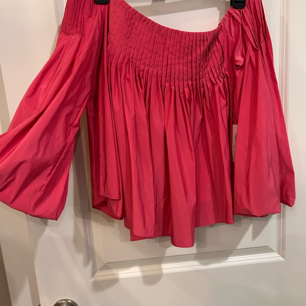 Hyacinth House by Tuckernuck Bright Pink Pleated Portia Top Size M NWT!